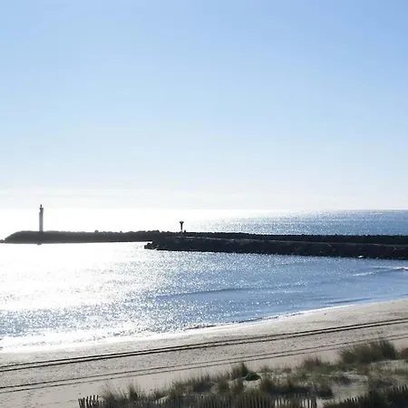 513, Port Soleil B3 Au Village Naturiste * Agde